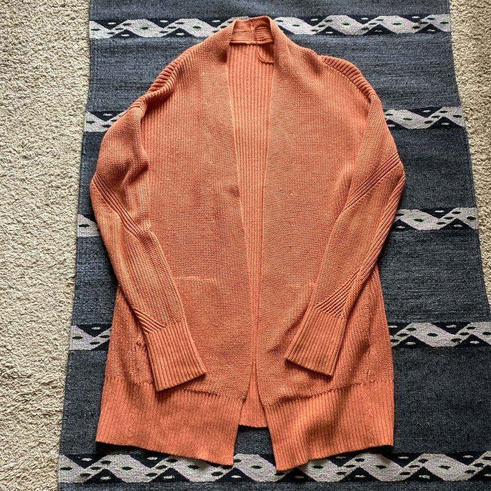 Lululemon size 8 sweater